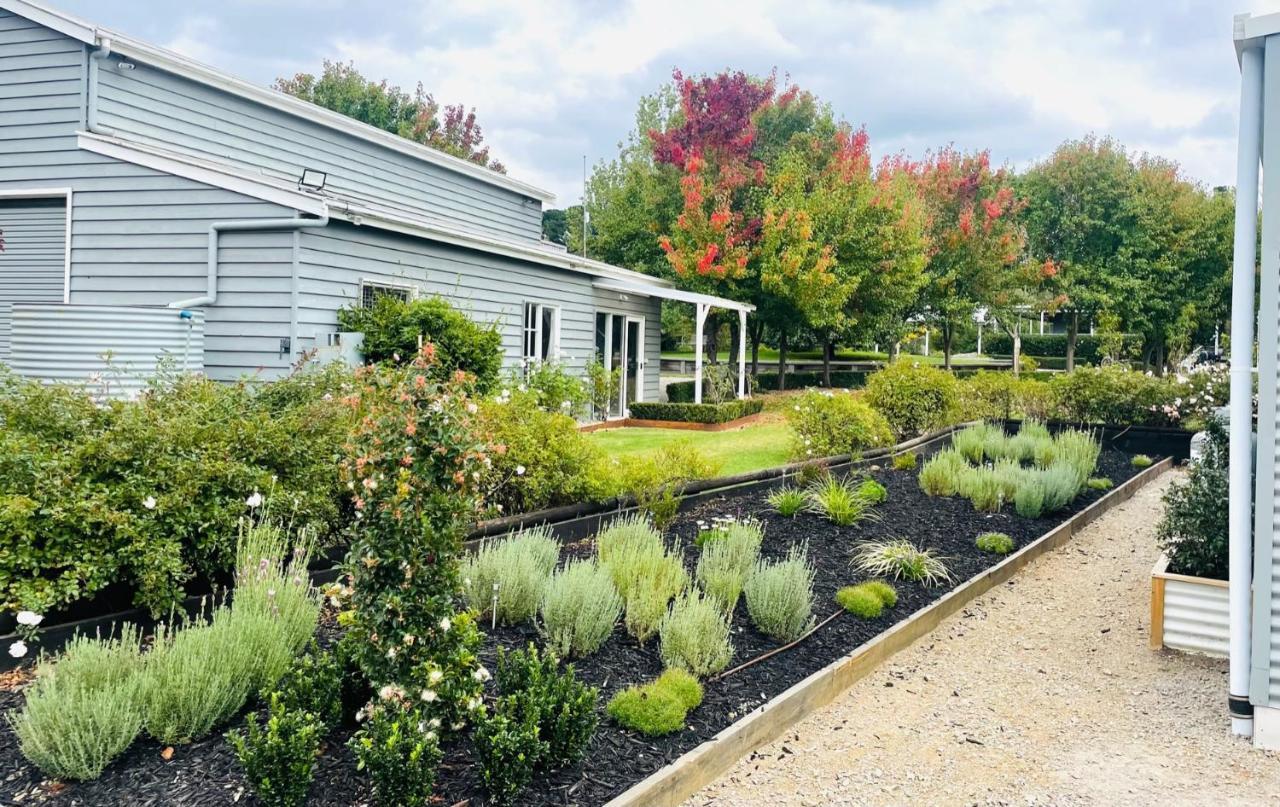 Farm Stay Maple Cottage At Wilindi Estate Tyabb Exterior foto